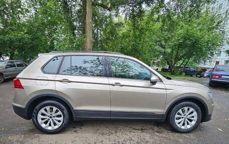Volkswagen Tiguan II, 2020 год, 2 300 000 рублей, 3 фотография