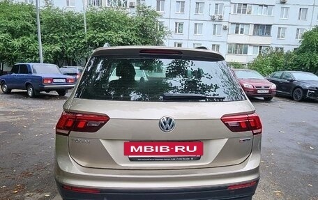 Volkswagen Tiguan II, 2020 год, 2 300 000 рублей, 5 фотография