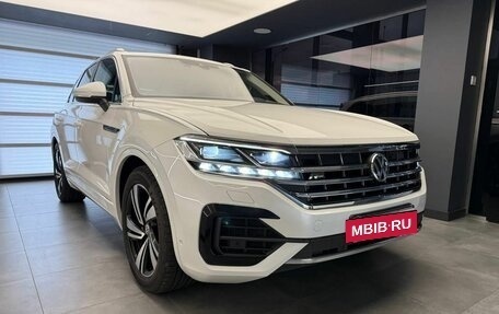 Volkswagen Touareg III, 2018 год, 4 950 000 рублей, 4 фотография