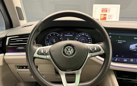 Volkswagen Touareg III, 2018 год, 4 950 000 рублей, 18 фотография