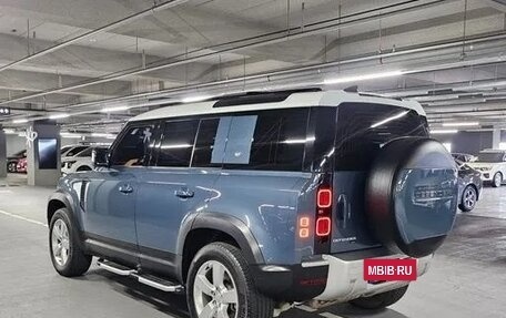 Land Rover Defender II, 2022 год, 6 300 000 рублей, 3 фотография