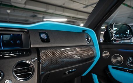 Rolls-Royce Cullinan, 2021 год, 39 990 000 рублей, 10 фотография