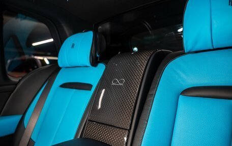 Rolls-Royce Cullinan, 2021 год, 39 990 000 рублей, 17 фотография
