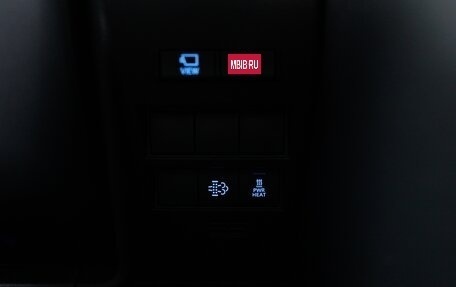 Toyota Land Cruiser, 2024 год, 11 600 000 рублей, 9 фотография