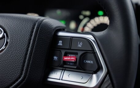 Toyota Land Cruiser, 2024 год, 11 600 000 рублей, 17 фотография
