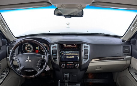 Mitsubishi Pajero IV, 2020 год, 3 720 000 рублей, 14 фотография
