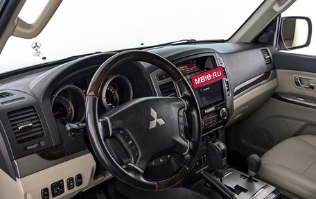 Mitsubishi Pajero IV, 2020 год, 3 720 000 рублей, 15 фотография