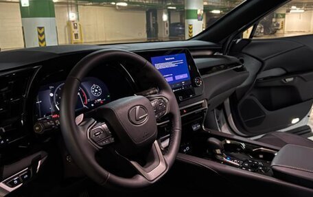 Lexus RX IV рестайлинг, 2025 год, 7 700 000 рублей, 4 фотография