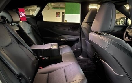 Lexus RX IV рестайлинг, 2025 год, 7 700 000 рублей, 5 фотография