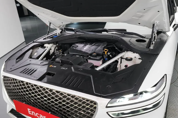 Genesis GV70, 2021 год, 4 200 000 рублей, 6 фотография