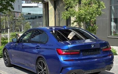 BMW 3 серия, 2019 год, 2 450 000 рублей, 2 фотография