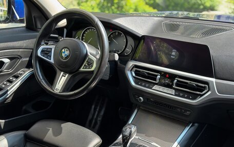 BMW 3 серия, 2019 год, 2 450 000 рублей, 12 фотография