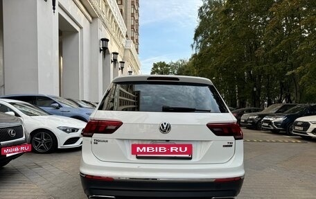 Volkswagen Tiguan II, 2018 год, 2 200 000 рублей, 9 фотография