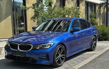 BMW 3 серия, 2019 год, 2 450 000 рублей, 25 фотография