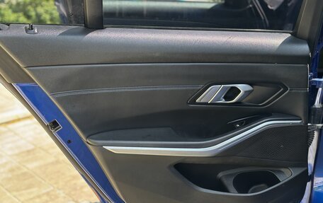 BMW 3 серия, 2019 год, 2 450 000 рублей, 20 фотография