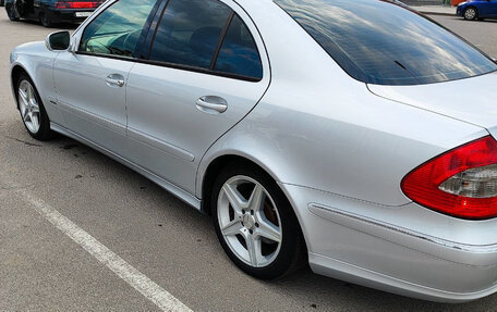 Mercedes-Benz E-Класс, 2007 год, 1 200 000 рублей, 3 фотография