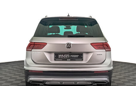 Volkswagen Tiguan II, 2019 год, 2 050 000 рублей, 6 фотография