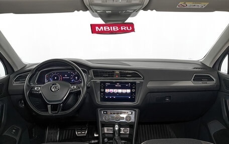 Volkswagen Tiguan II, 2019 год, 2 050 000 рублей, 13 фотография