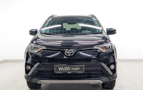 Toyota RAV4, 2017 год, 2 000 000 рублей, 2 фотография