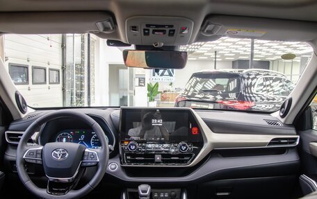Toyota Highlander, 2024 год, 6 300 000 рублей, 6 фотография