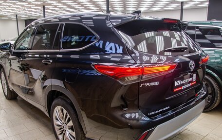 Toyota Highlander, 2024 год, 6 300 000 рублей, 5 фотография
