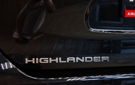Toyota Highlander, 2024 год, 6 300 000 рублей, 33 фотография