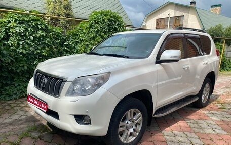 Toyota Land Cruiser Prado 150 рестайлинг 2, 2013 год, 2 450 000 рублей, 1 фотография