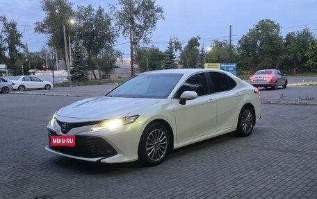 Toyota Camry, 2019 год, 2 650 000 рублей, 1 фотография