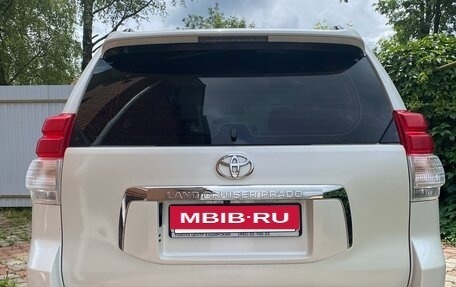 Toyota Land Cruiser Prado 150 рестайлинг 2, 2013 год, 2 450 000 рублей, 2 фотография