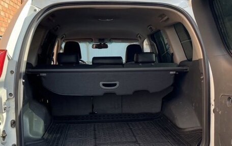 Toyota Land Cruiser Prado 150 рестайлинг 2, 2013 год, 2 450 000 рублей, 11 фотография