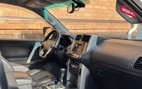 Toyota Land Cruiser Prado 150 рестайлинг 2, 2013 год, 2 450 000 рублей, 8 фотография