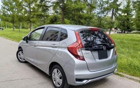 Honda Fit III, 2019 год, 1 150 000 рублей, 6 фотография