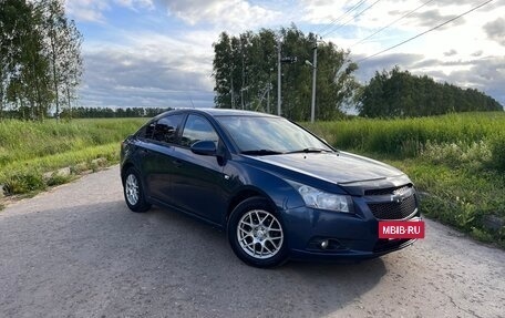 Chevrolet Cruze II, 2011 год, 670 000 рублей, 2 фотография