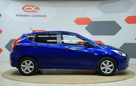 Hyundai Solaris II рестайлинг, 2011 год, 590 000 рублей, 4 фотография