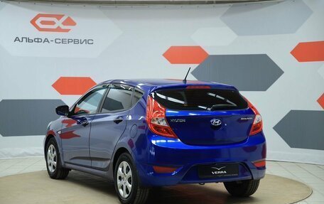 Hyundai Solaris II рестайлинг, 2011 год, 590 000 рублей, 7 фотография