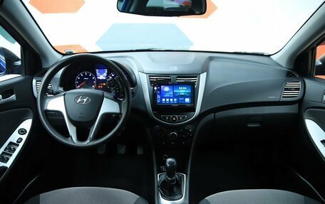 Hyundai Solaris II рестайлинг, 2011 год, 590 000 рублей, 12 фотография