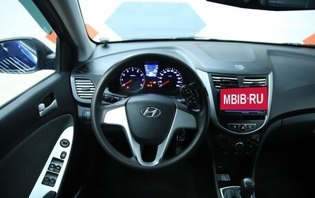 Hyundai Solaris II рестайлинг, 2011 год, 590 000 рублей, 13 фотография