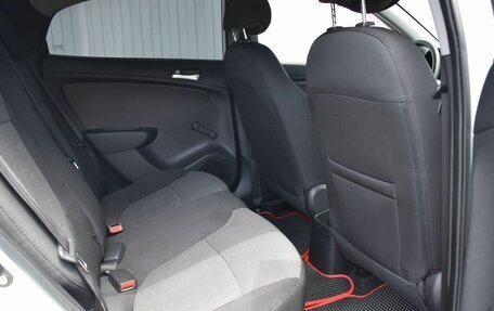 Hyundai Solaris II рестайлинг, 2013 год, 699 000 рублей, 11 фотография