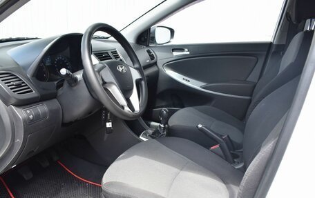 Hyundai Solaris II рестайлинг, 2013 год, 699 000 рублей, 9 фотография