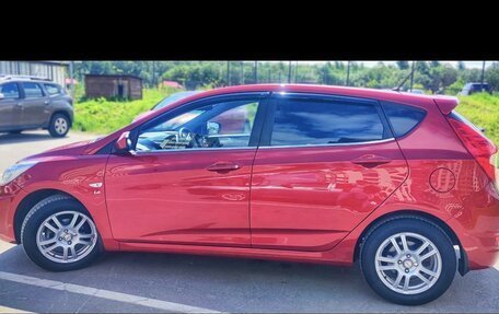 Hyundai Solaris II рестайлинг, 2013 год, 850 000 рублей, 3 фотография
