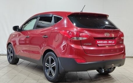 Hyundai ix35 I рестайлинг, 2010 год, 950 000 рублей, 7 фотография