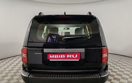 Toyota Land Cruiser Prado, 2024 год, 9 990 000 рублей, 6 фотография