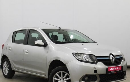 Renault Sandero II рестайлинг, 2015 год, 750 000 рублей, 3 фотография