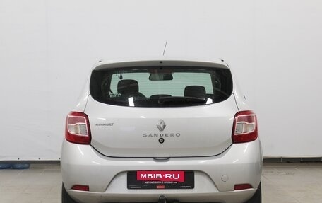 Renault Sandero II рестайлинг, 2015 год, 750 000 рублей, 5 фотография