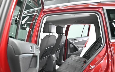 Volkswagen Tiguan I, 2011 год, 955 000 рублей, 12 фотография