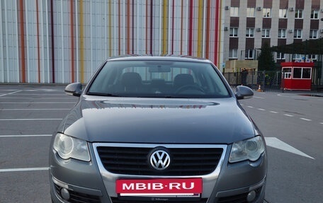 Volkswagen Passat B6, 2008 год, 800 000 рублей, 2 фотография