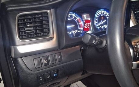 Toyota Highlander III, 2015 год, 2 800 000 рублей, 8 фотография