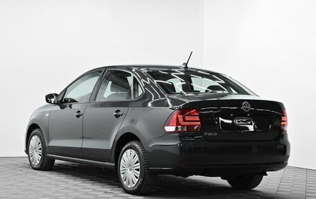 Volkswagen Polo VI (EU Market), 2017 год, 895 000 рублей, 3 фотография