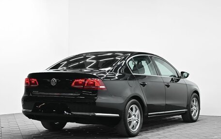 Volkswagen Passat B7, 2012 год, 865 000 рублей, 4 фотография