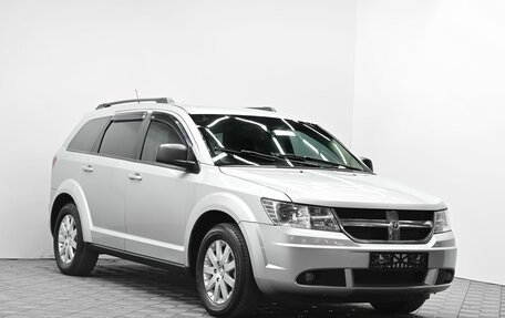 Dodge Journey I, 2010 год, 1 065 000 рублей, 2 фотография